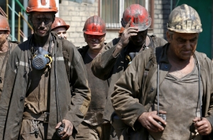 Шахтеры Донбасса объявили бессрочную забастовку