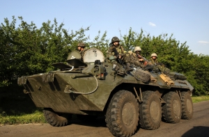 Москва сообщает об отводе войск от границы с Украиной