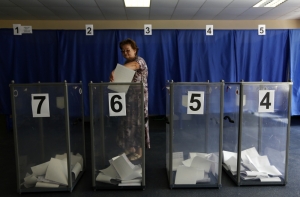 Выборы на Украине: членов избиркома расстреляли за отказ открыть участок