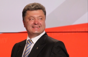 Литва поздравила Порошенко с победой