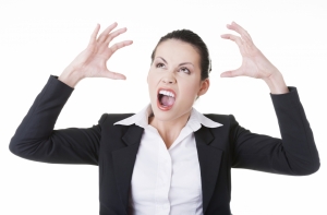 ЧП в Елгаве: пьяная женщина покусала своего мужа