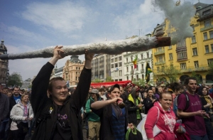 В Праге прошла демонстрация за легализацию марихуаны