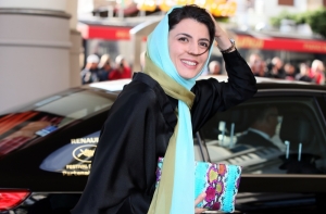 Иранской актрисе грозит 50 ударов плетью за поцелуй в Каннах (ВИДЕО)