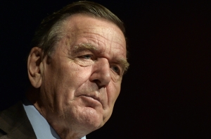 Герхард Шредер: «Надо противостоять американскому напору в вопросе усиления санкций»