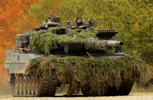 НАТО начинает военные учения у границ России