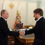 Путин поблагодарил Кадырова за журналистов