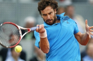 Эрнест Гулбис добился победы во втором раунде «Ролан Гаррос»