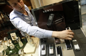 Vertu выпустила титановый смартфон за восемь тысяч евро