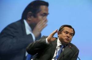 Кремль открестился от заявления Глазьева о нацисте-Порошенко