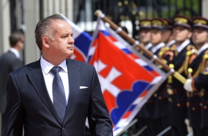 На инаугурации президента Словакии накормили бездомных