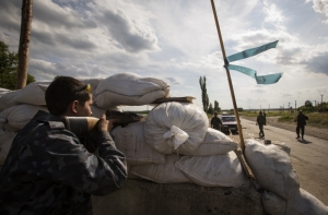Под Луганском 10-месячный ребенок погиб во время обстрела