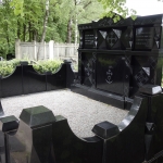 Адвокат Грутупс заранее выстроил себе мемориал