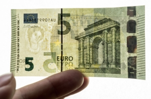 Литве разрешили перейти на евро с 1 января 2015 года (ДОПОЛНЕНО)