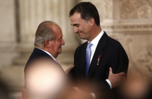 Король Испании подписал закон об отречении (ФОТО)