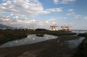 Греция намерена продать все крупные порты