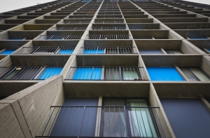 Трагедия в Лондоне: пара упала с балкона во время секса