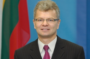 АНОНС: на радио Baltkom – посол Литвы в Латвии Ричардас Дегутис