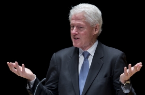 Опрос: Билл Клинтон - самый уважаемый  президент США за 25 лет