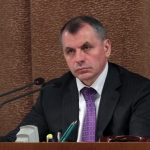 Глава парламента Крыма назвал бредом слова Порошенко о полуострове