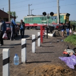 Вагоны грузового поезда сошли с рельсов при подрыве на Донецкой ж/д