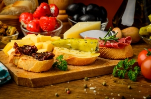 Летний обед по-испански: 5 рецептов тапас