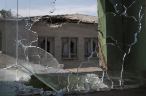 LifeNews: больницу в Славянске расстреляли с воздуха