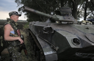 Под Славянском кипит бой с применением БТР и гранатометов (ВИДЕО)