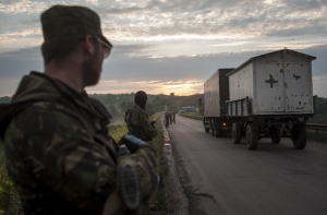 Глава ЛНР обвинил украинских силовиков в требовании выкупа за тела ополченцев
