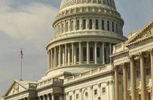 США осуждают нападение на Российское посольство в Киеве (ВИДЕО)