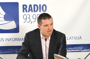 Политолог: наша коалиция – стая хищников в межвыборный период