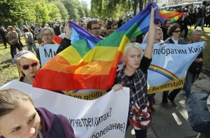 Парубий и Кличко не могут договориться насчет проведения гей-парада