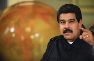 Венесуэла закупит оружие у России и Китая