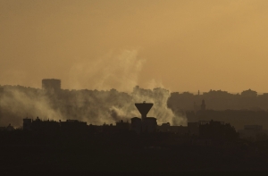 Израиль прекратит огонь на 12 часов