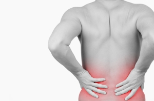 Ученые опровергли влияние погоды на боли в спине