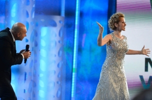ПРЯМАЯ ВИДЕОТРАНСЛЯЦИЯ НА MIX-TV: день премьер на «Новой волне 2014»