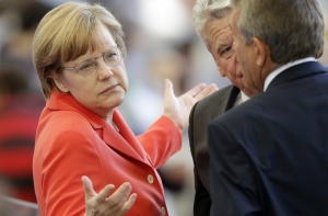 Меркель: на саммите ЕС будут обсуждаться новые санкции против РФ