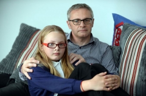 Школьницу в Британии наказали за «прогул», проведенный на похоронах матери