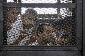 Лидер «Братьев-мусульман» после двух смертных приговоров получил пожизненное