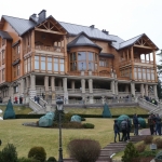 Резиденцию Януковича собрались закрыть на карантин