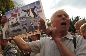 Первый «Мистраль» уйдет в Россию в октябре, несмотря на давление США