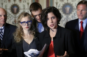 Толоконникова и Алехина снялись в американском сериале «Карточный домик»