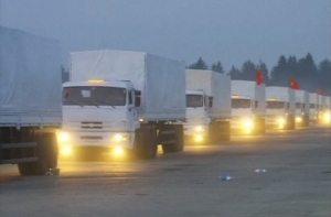 Украина отказалась впустить КамАЗы из российского гуманитарного конвоя