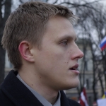 Домбрава: российский гуманитарный конвой состоит из оружия