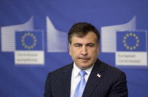 Семья Саакашвили отправила правительству Грузии его пиджаки