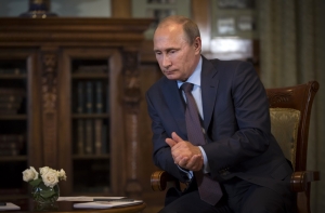 Песков: Путину известно, что российский конвой пересек границу с Украиной