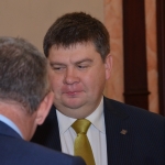 Экс-премьер: Ушаков не должен просить Россию сохранить «Рижские дворики»