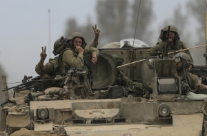 Израиль выводит войска из сектора Газа