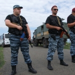 Наблюдатели ОБСЕ покинули место крушения Boeing из-за артобстрела