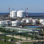 В Вентспилсе пахнет нефтепродуктами: служба среды начала проверку