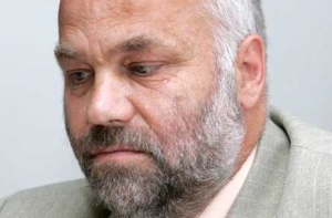 Курситис: люди с ВНЖ в Латвии портят языковую среду